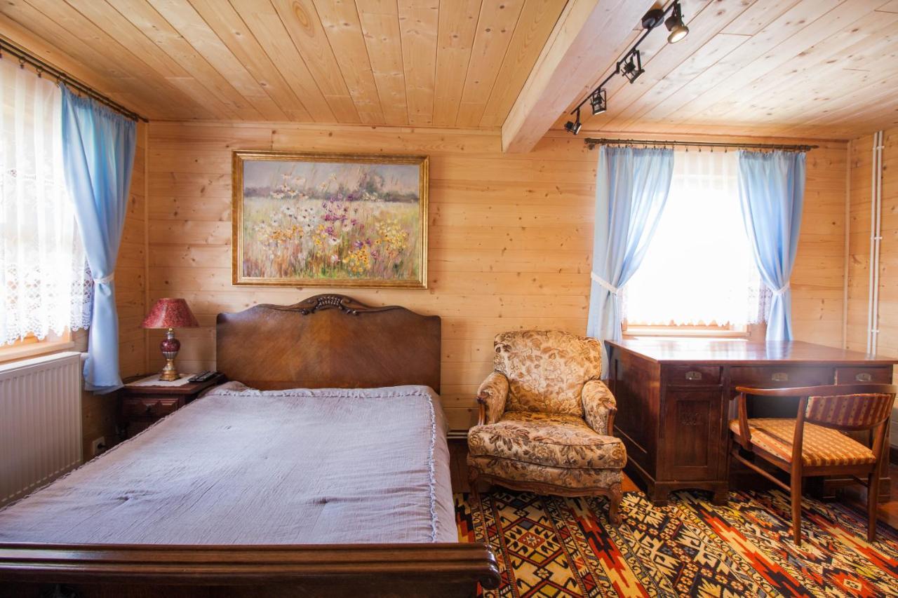 Holiday House Folwark Jelen Poniklica 外观 照片