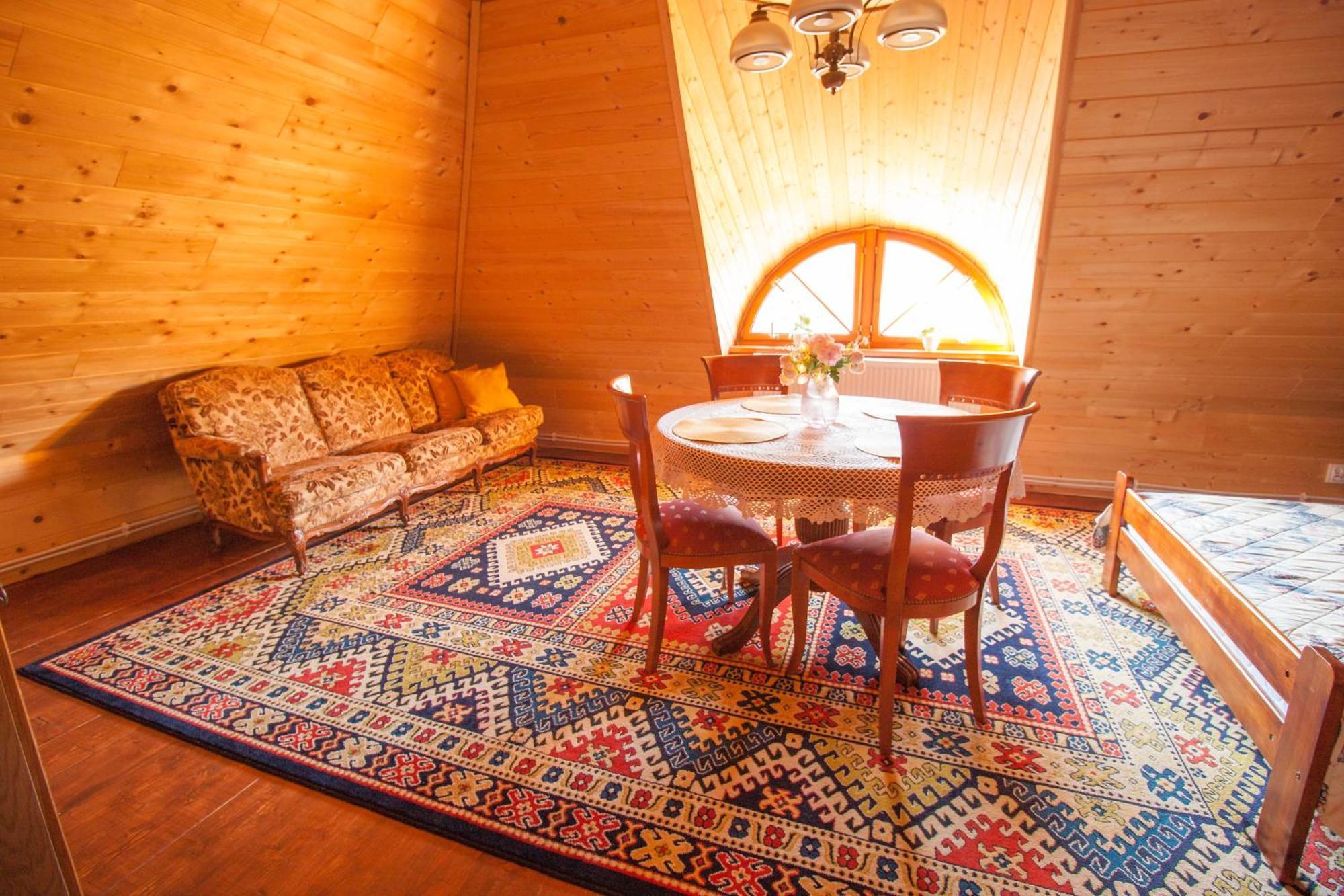 Holiday House Folwark Jelen Poniklica 外观 照片