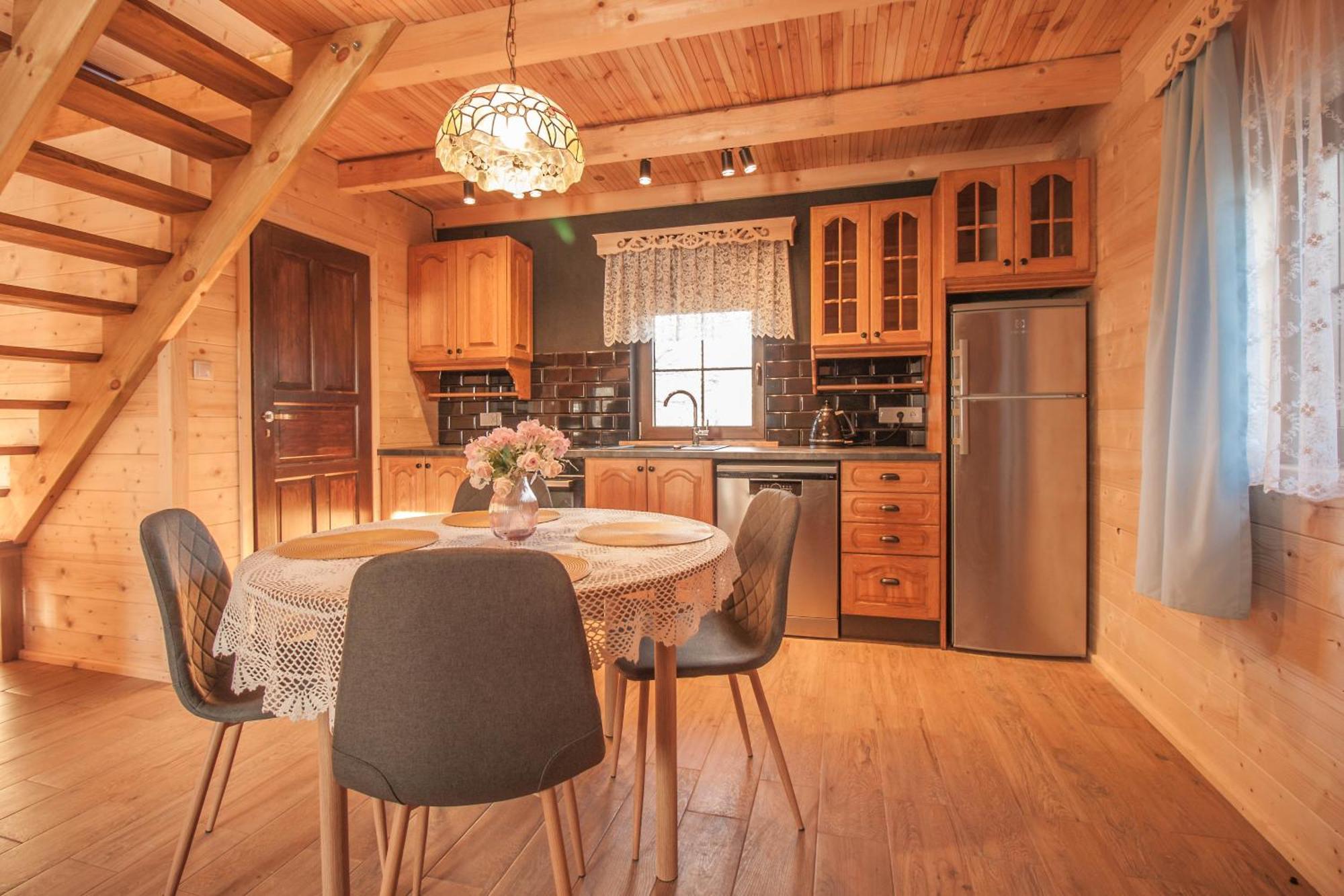 Holiday House Folwark Jelen Poniklica 外观 照片